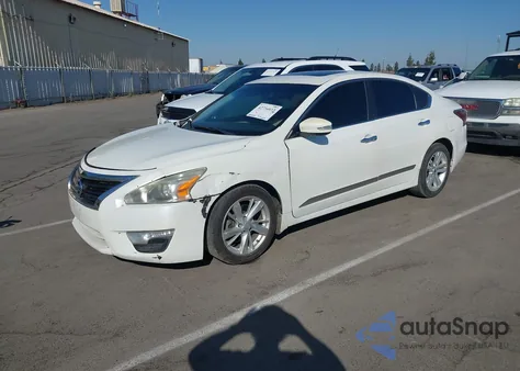 2015 Nissan Altima 2.5 Sl from USA, damaged, VIN 1N4AL3AP8FC171388